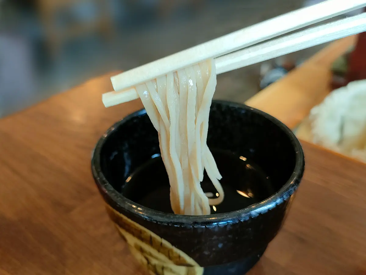 大阪屋　蕎麦　麺
