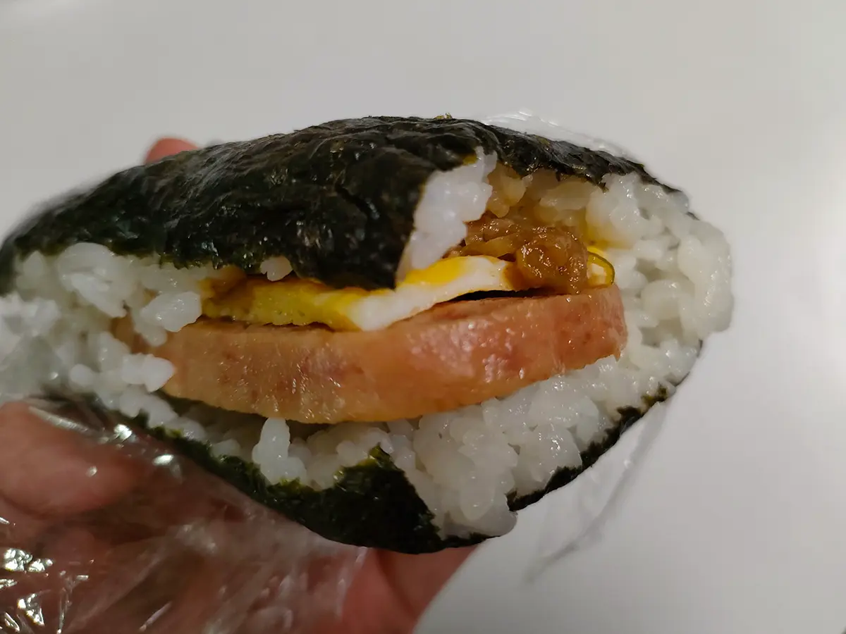 NukaNuka　ぬかぬか　テイクアウト　ポークたまごおにぎり　肉みそ